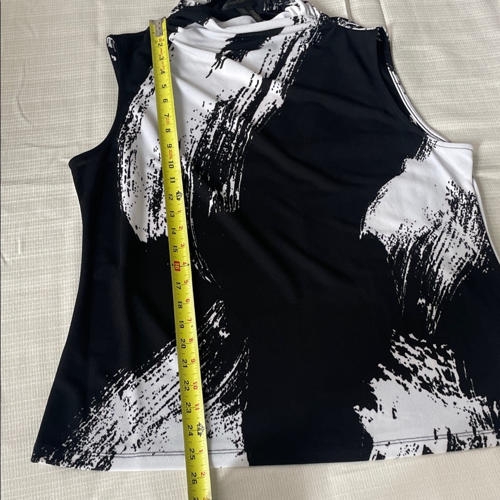 Donna Karan Black and White Sleeveless Cowl Neck Tank - Picture 7 of 8